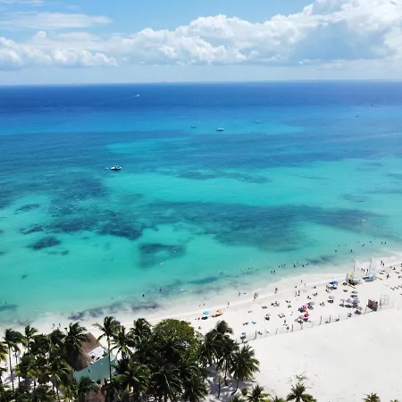 Icono Playa Condos, B307