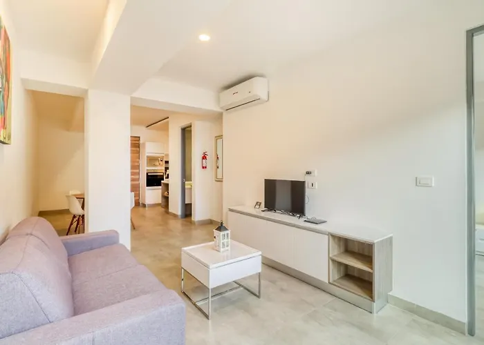 Icono Playa Condos, B307 Apartamento *